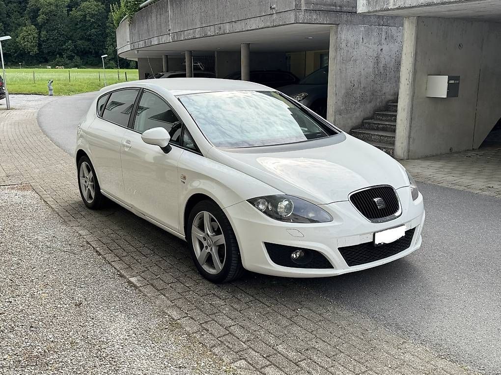 Autos: SEAT Leon 1. 8TFSI Ab MFK – D'occasion à Oberurnen par glarner_bmw
