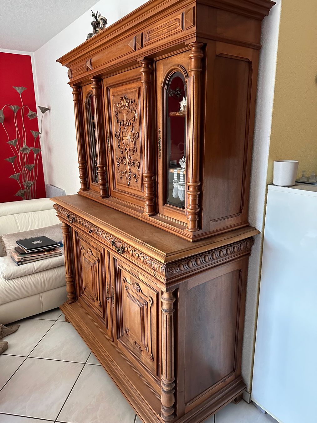 Vetrine: Holz Vitrine mit Gebrauchsspuren – Usato da Thörigen venduto da Molise76 1
