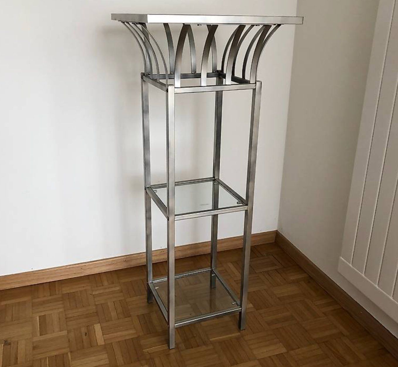 Sonstige Dekorationen & Accessoires: Glas Sockeltisch Vitrine / Säulenständer Glas – Neu und originalverpackt aus Weiningen ZH von MelVintage