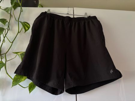 H&M "SPORT RUNNING" schwarze Shorts Gr.