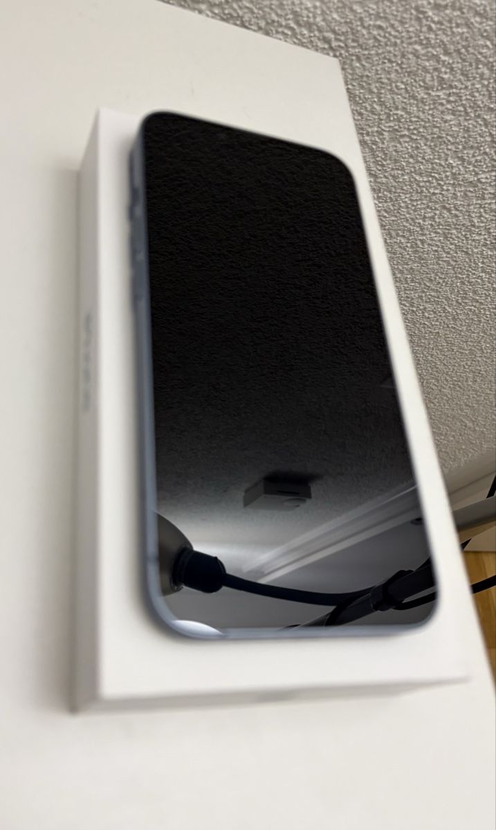 Apple Telefoni cellulari / Smartphones: Apple iPhone 14 Blue, 128 GB – Usato da Rheinfelden venduto da BeNice10 6