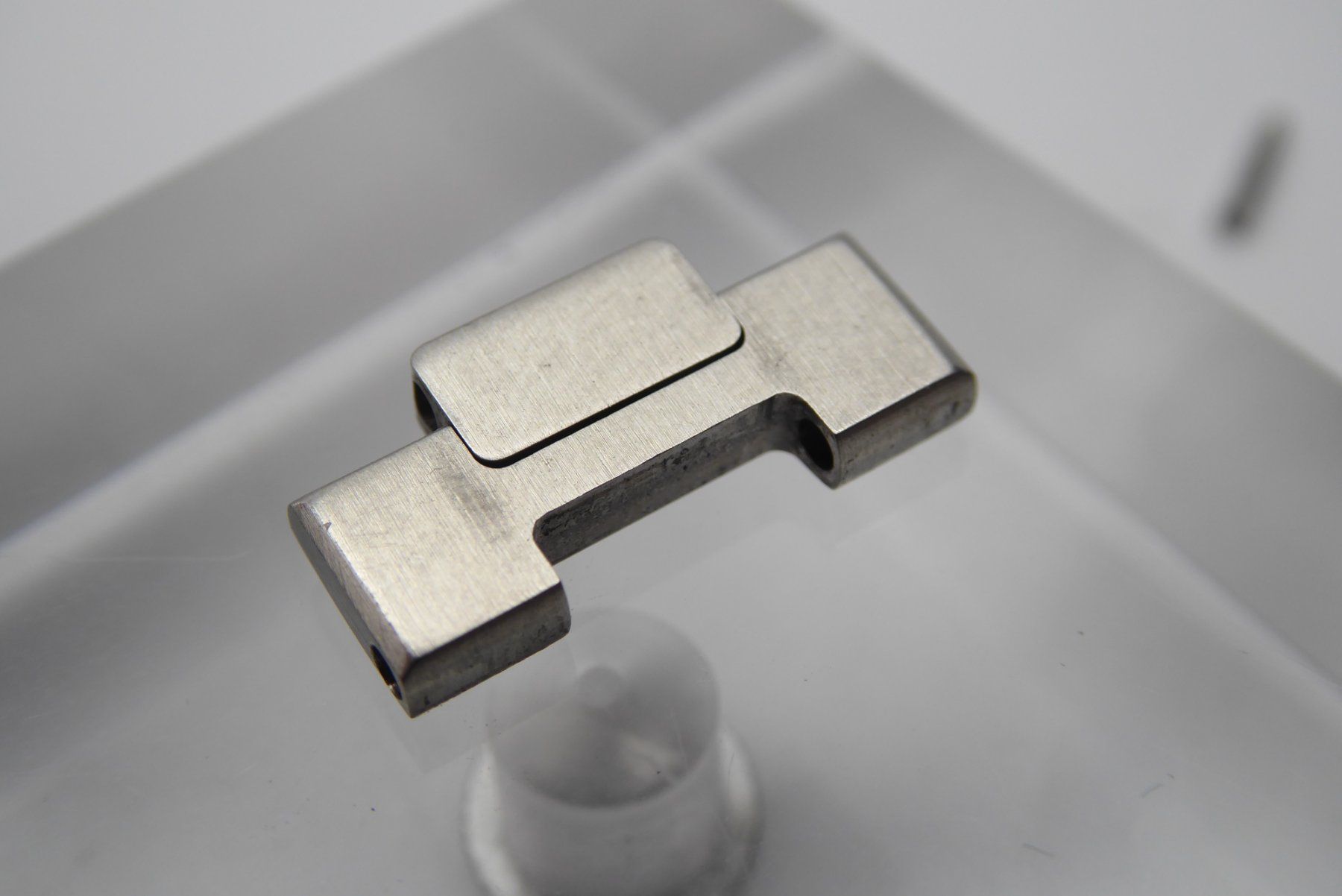 Patek Philippe Orologi: Patek Philippe Nautilus link screw 17mm – Usato da Geneve venduto da adr_xk6n 4