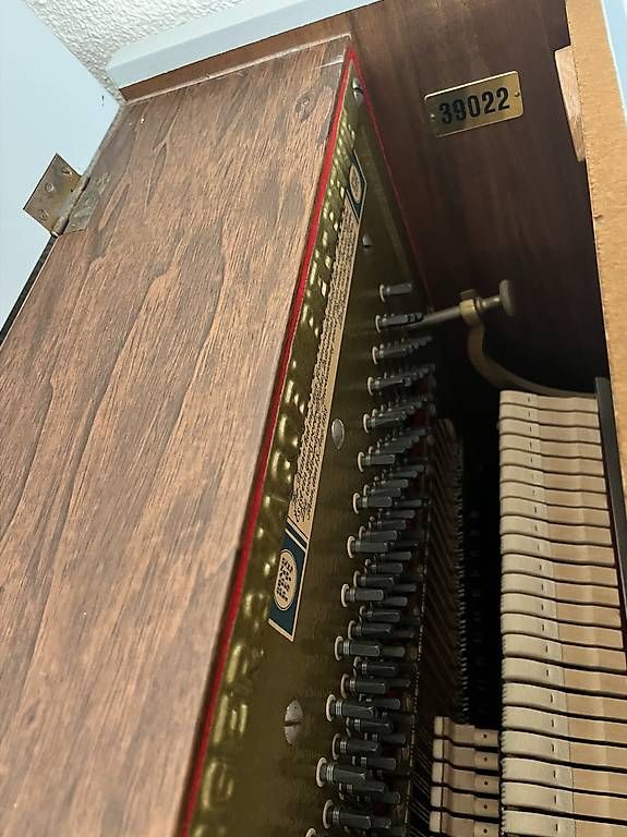 Instruments de musique: Gratis abzugeben  Klavier – D'occasion à Rickenbach LU par Maxianer 3