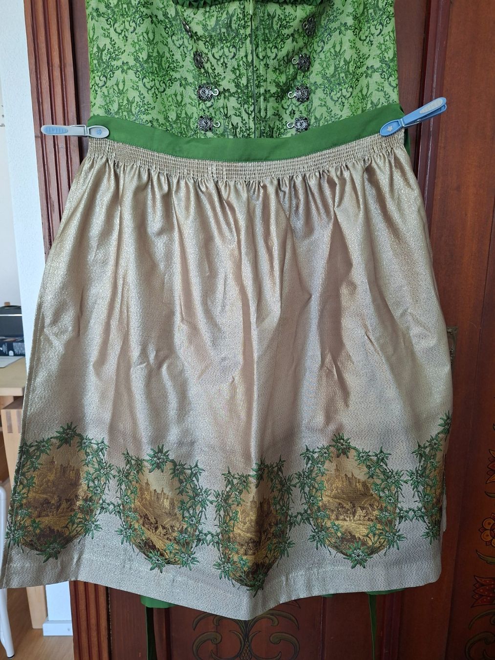 Kleider: Dirndl – Gebraucht aus Malters von pat_p26z 4