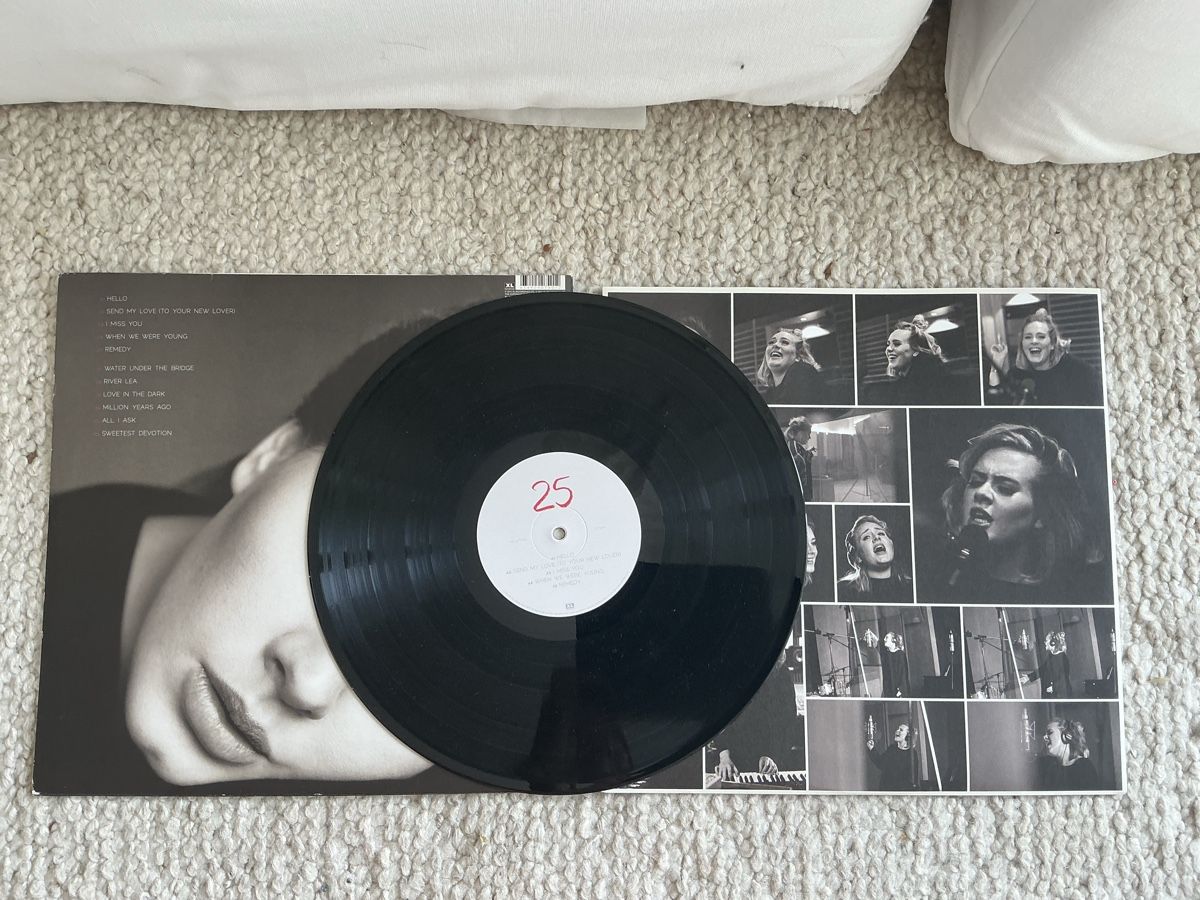 Vinyles: Adele 25 Vinyl Record Album Good Condition, never played – Neuf (Voir description) à Winterthur par ale_bbx6 2