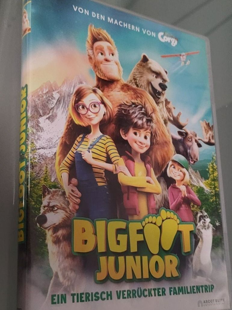 Tutti i DVDs: Bigfoot Junior DVD Ein Tierisch verrücktes Abenteuer – Usato da Dottikon venduto da Oldyfreak