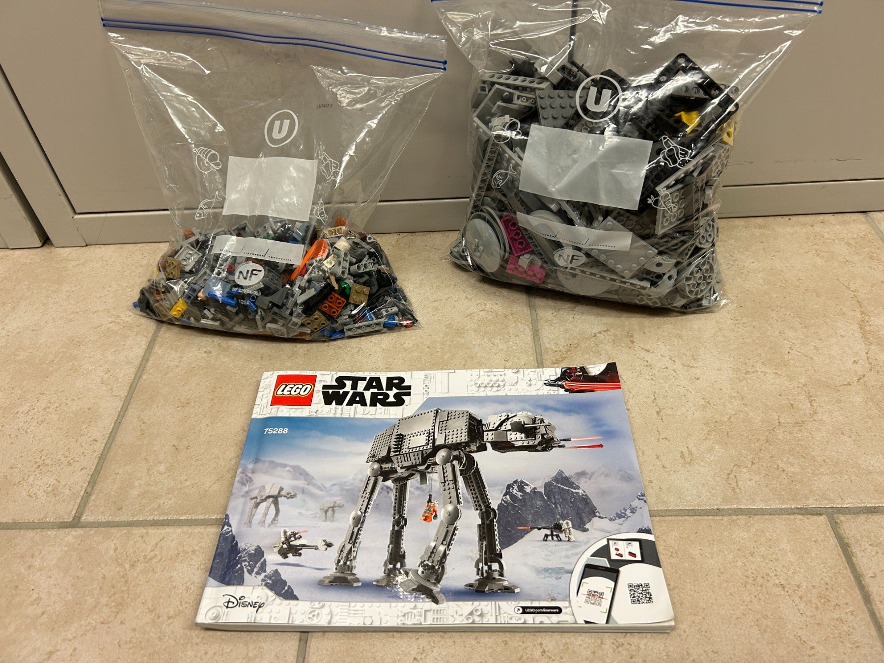 Lego Kit di costruzioni: LEGO Star Wars 75288 AT-AT – Usato da Collombey venduto da cubitus79