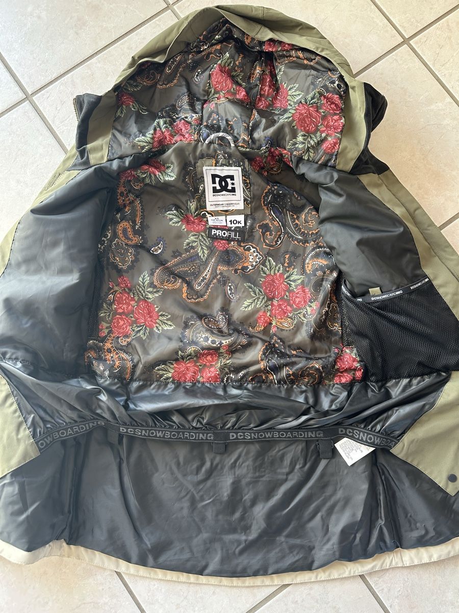 DC shoes Giacche: DC Snowboardjacke XS – Usato da Sörenberg venduto da Kaneohe 2