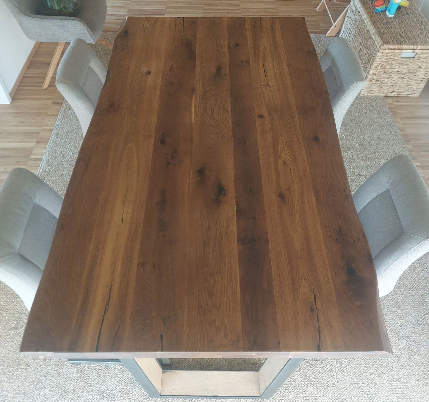 Set de table et chaises: Henders und Hazel Tresentisch mit 4 Stühlen  – D'occasion à Niederhasli par har_2bpb 1