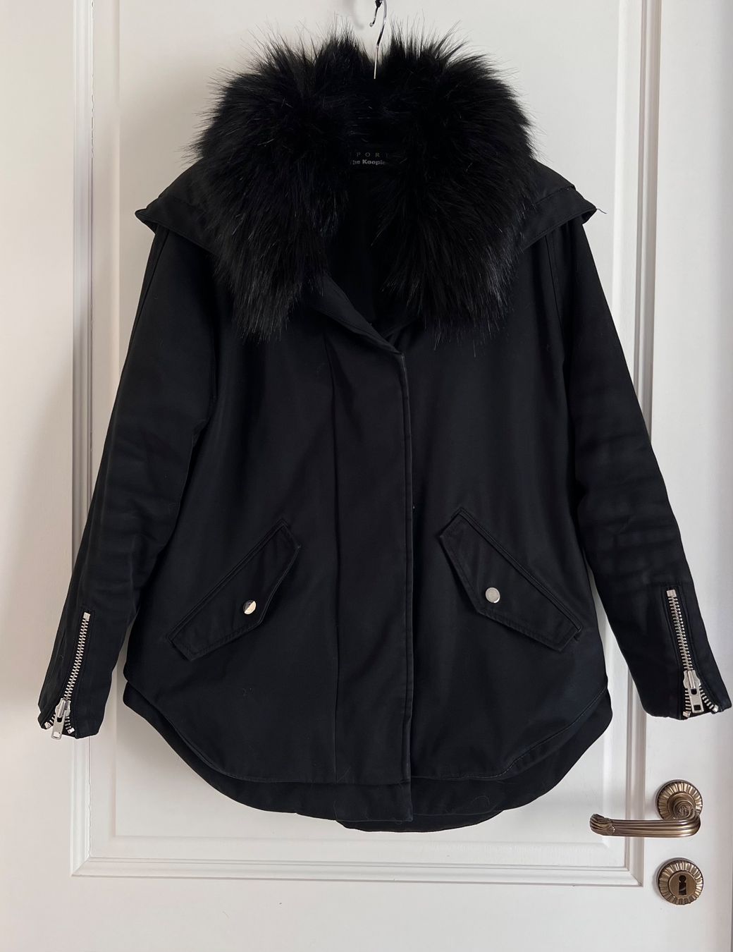 Kooples Jacken: The Kooples Sport Winter Parka – Gebraucht aus Corsier-sur-Vevey von Kristina.Nova