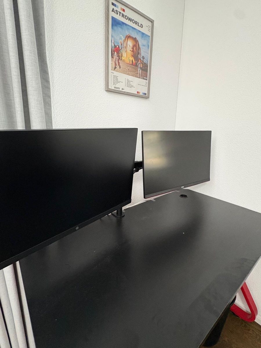 Monitor: Bildschirme – Usato da Zofingen venduto da berolino 4