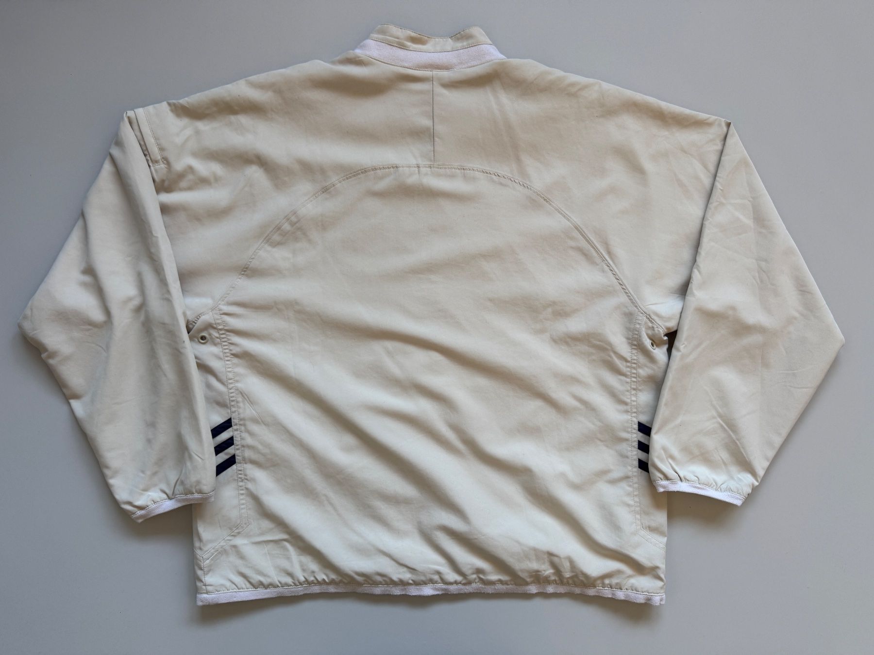 Adidas Giacche: Vintage Adidas Jacket Sz M – Usato da Neuchâtel venduto da _Easy_to_Find_ 6