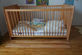 Pinolino Kinderbett Natura (70x140cm), Matratze und Bezug
