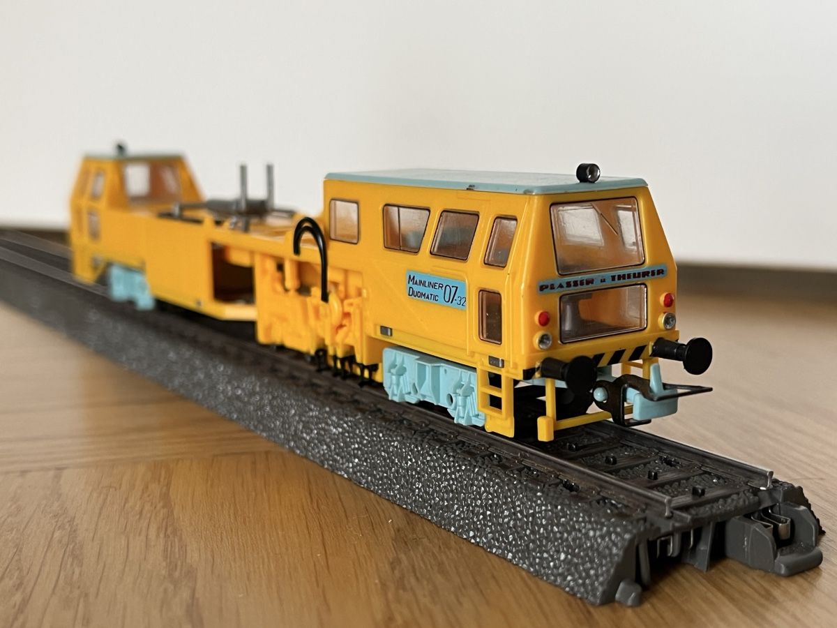 Liliput Modellini di ferrovie: Liliput Gleisstopfmaschine – Usato da Basel venduto da Re620_11627