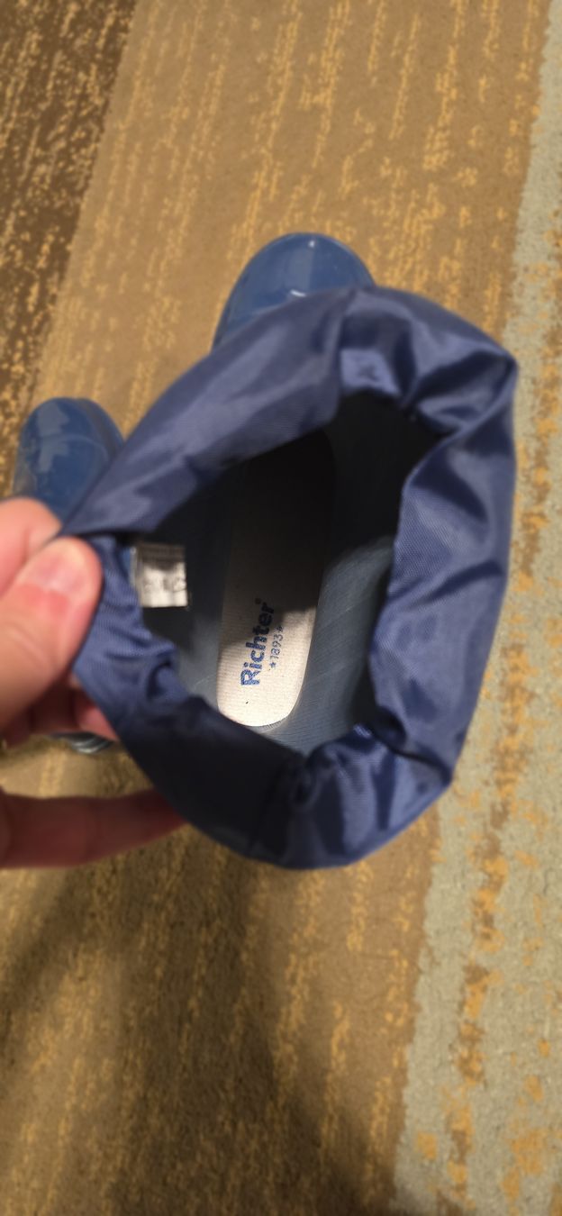 Scarpe per ragazzi: Kinder Regenstiefel Gr.35 – Usato da Baden venduto da slaesh 3