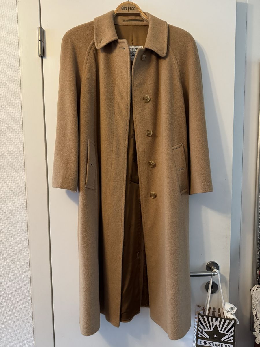 Burberry Cappotti: Vintage Burberry Mantel Kamelhaar – Usato da Obfelden venduto da cesarina10 1