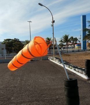 Tessuti: ✅ NEU Reflektierender Windsack 1.5 m – Nuovo e nell'imballaggio originale da Wittenbach venduto da ChinaSeidenstrasse 8