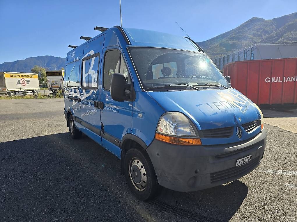Veicoli commerciali: Renault Master 9 Posti A/C Collaudato 07.2024 – Usato da Cadenazzo venduto da LuismacchineSagl 1
