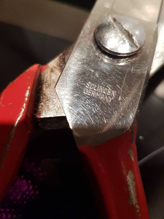Solingen Tutti gli attrezzi: Profi Schneiderschäre ROBERTS KNIFE EDGE Solingen – Usato da Langenthal venduto da sar_nm7g 2