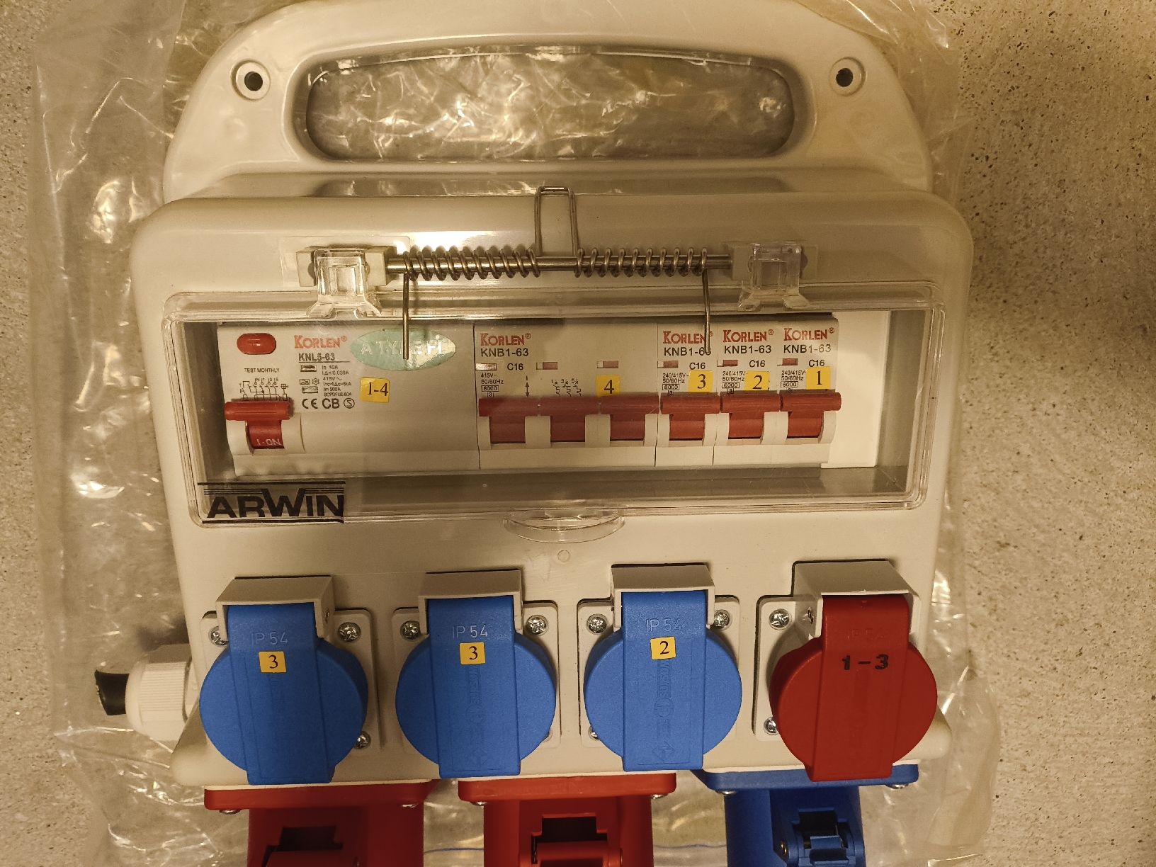 Electrotechnique: Baustromverteiler Arwin wie NEU! – Neuf (Voir description) à Sattel par Orso33 3