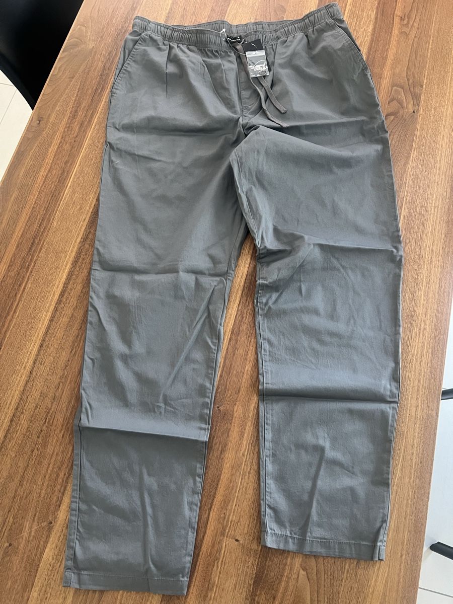 Pantaloni: Bequeme Hose mit Elastbund und Bindekordel – Nuovo e nell'imballaggio originale da Sursee venduto da tabsch 1