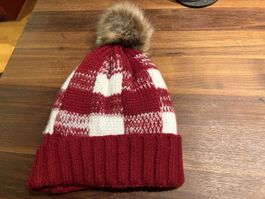 NEU Mütze Kappe für Kinder, gefüttert mit Bommel rot/weiss