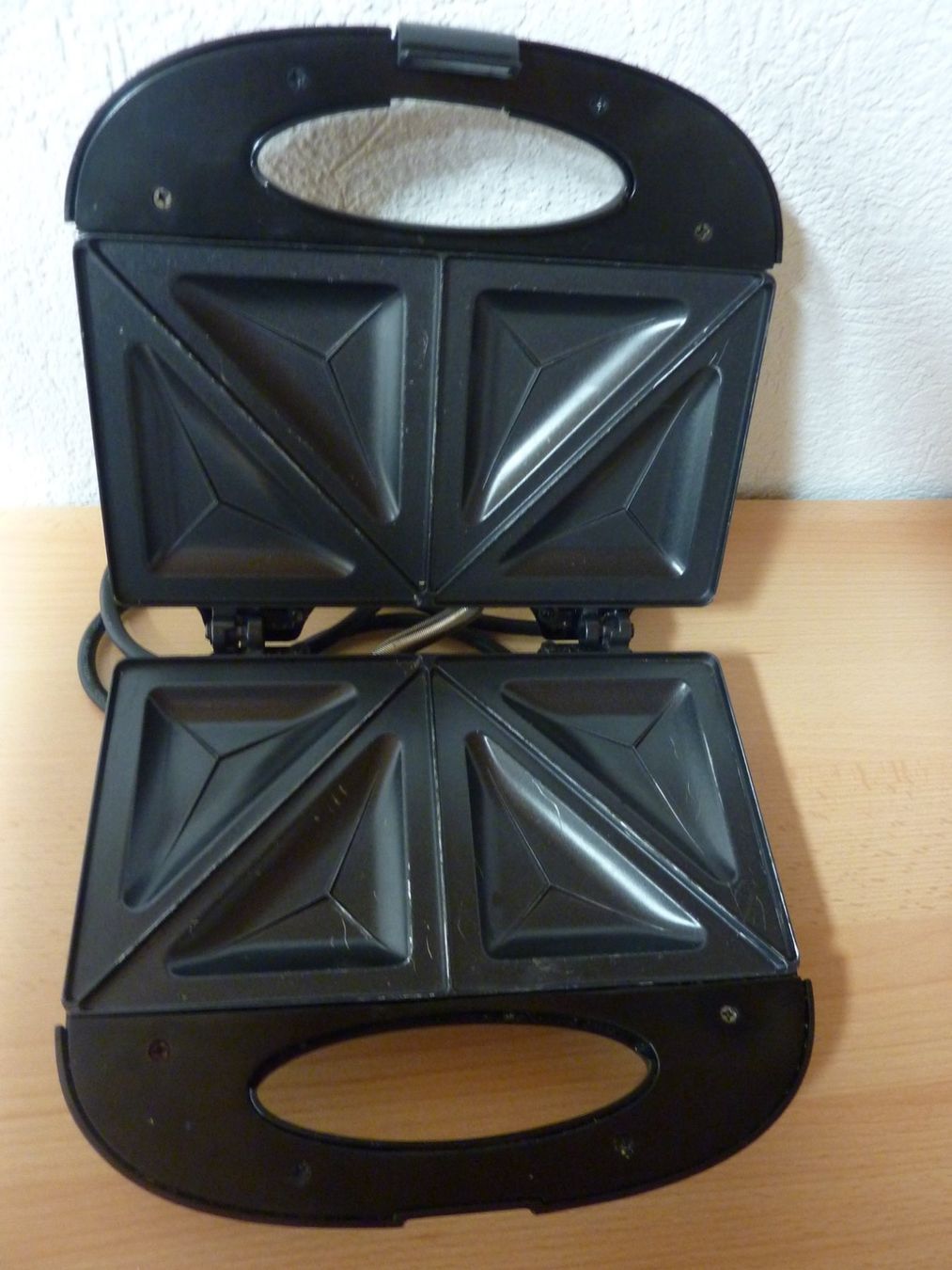 Elettrodomestici da cucina: Sandwichtoaster – Usato da Matt venduto da Hadomama2 1