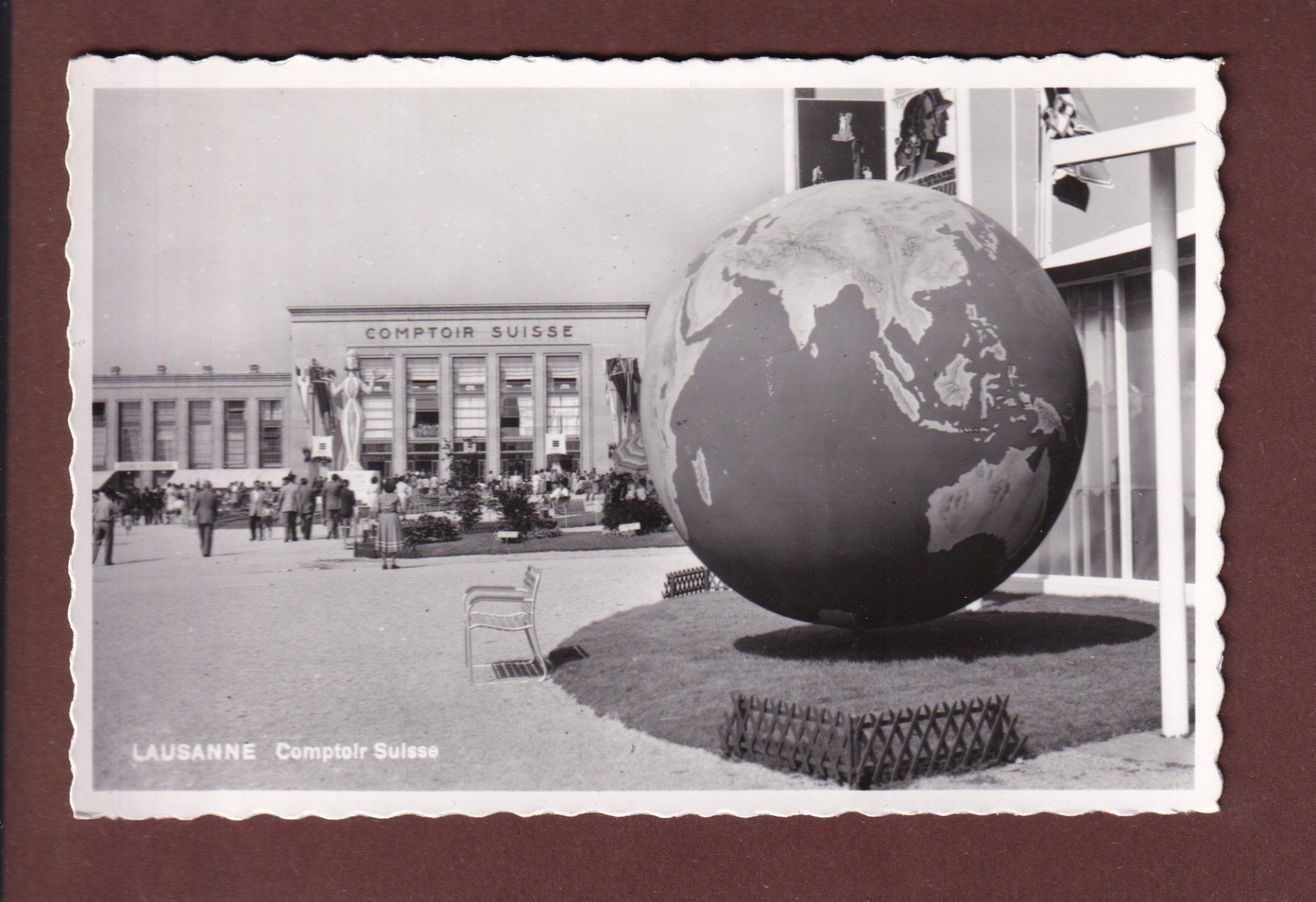 Cartes postales: LAUSANNE - Comptoir Suisse - 1950 – D'occasion à Pully par nicecards