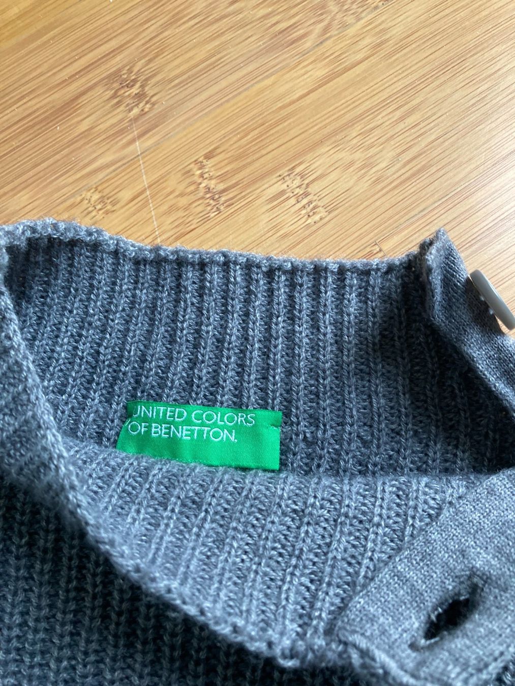 Benetton Maglioni & Felpe: Pullover von Benetton – Nuovo (secondo la descrizione) da Belp venduto da Bverona 1