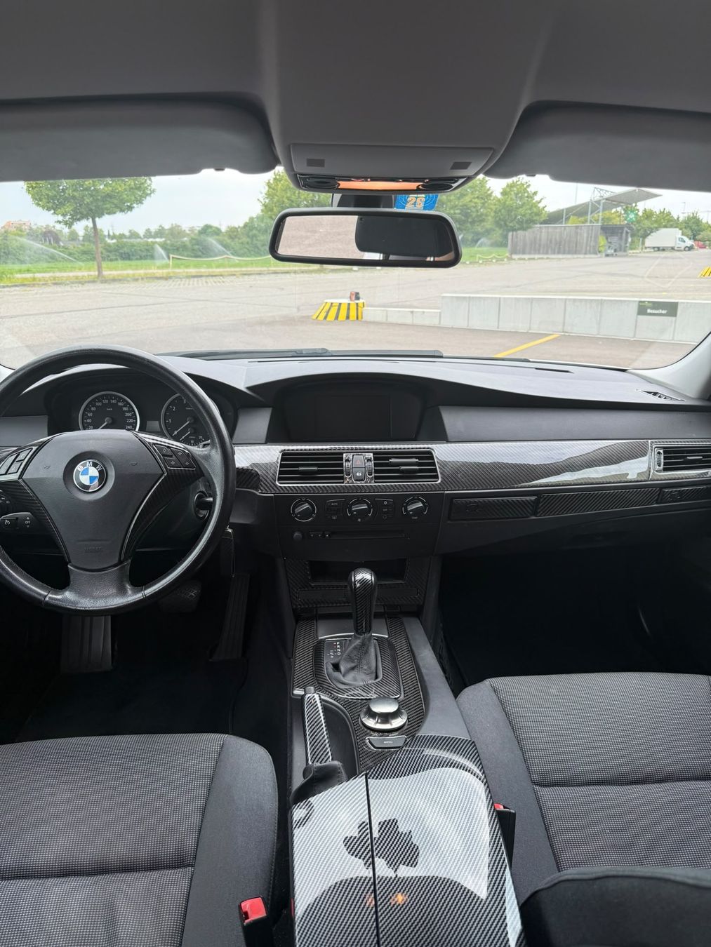 BMW Autos: BMW E60 520i – D'occasion à Zürich par P.E.77 4