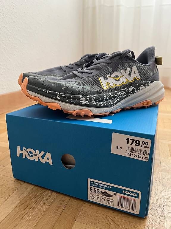 Hoka One One Scarpe da donna: Chaussures de trail Speedgoat 6 – Usato da Genève venduto da Cmlle