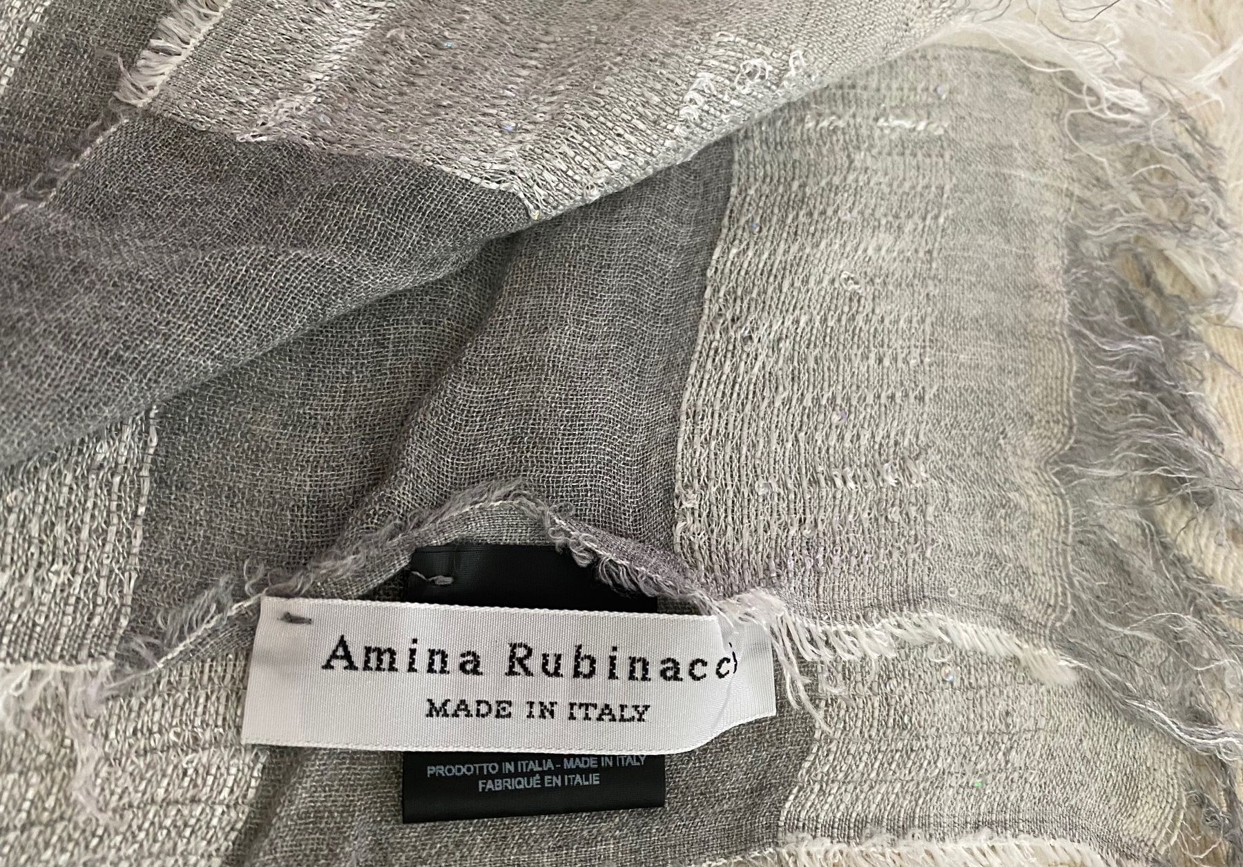 Foulard & Sciarpe: Schal von Amina Rubinacci, neu – Nuovo e nell'imballaggio originale da Triesen venduto da vla_z6rh 1