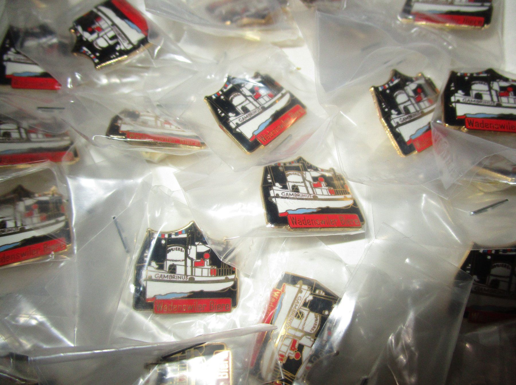 Placchette & Badge: Lot Wädenswiler Biere Pins – Usato da Wädenswil venduto da Freizeitspass11 2
