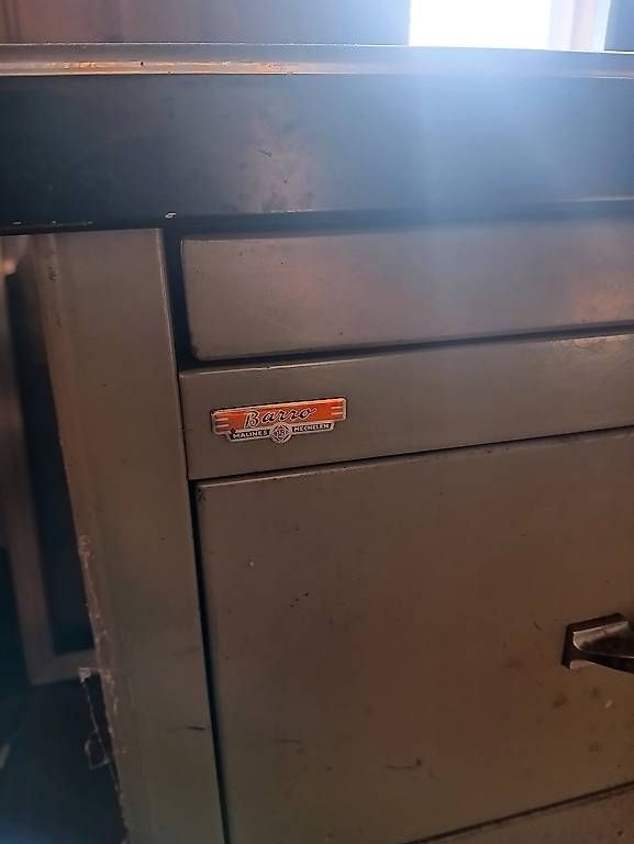 Scrivanie: Bürotisch Metall – Usato da Schwarzenbach BE venduto da pat_259t
