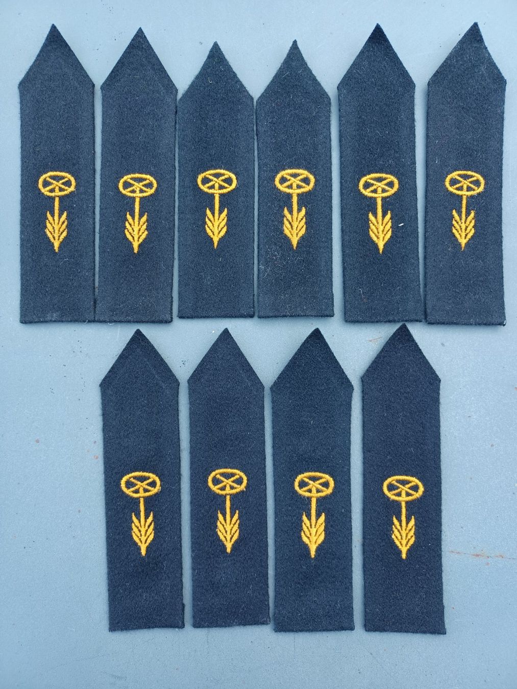 Schweizer Armee Uniformi: 10 Ärmelpatten, schwarz, Motorfahrer, CH Armee – Usato da Horw venduto da Mikesch108