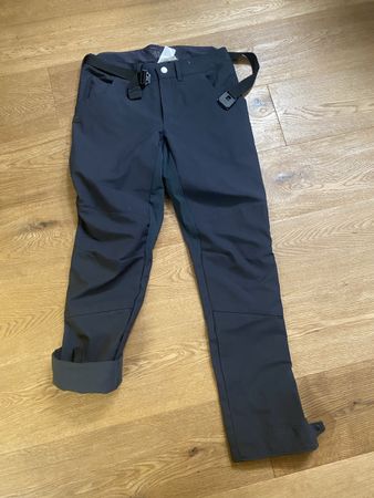Wanderhose? Hose Bund 40cm zum wandern zb leicht gefüttert