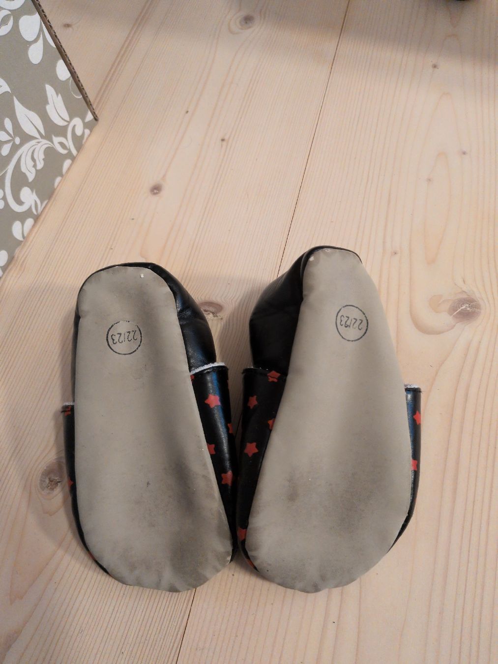 Chaussures garçon: Lederfinkli Gr. 22/23 – D'occasion à Oberhelfenschwil par Tattar 2