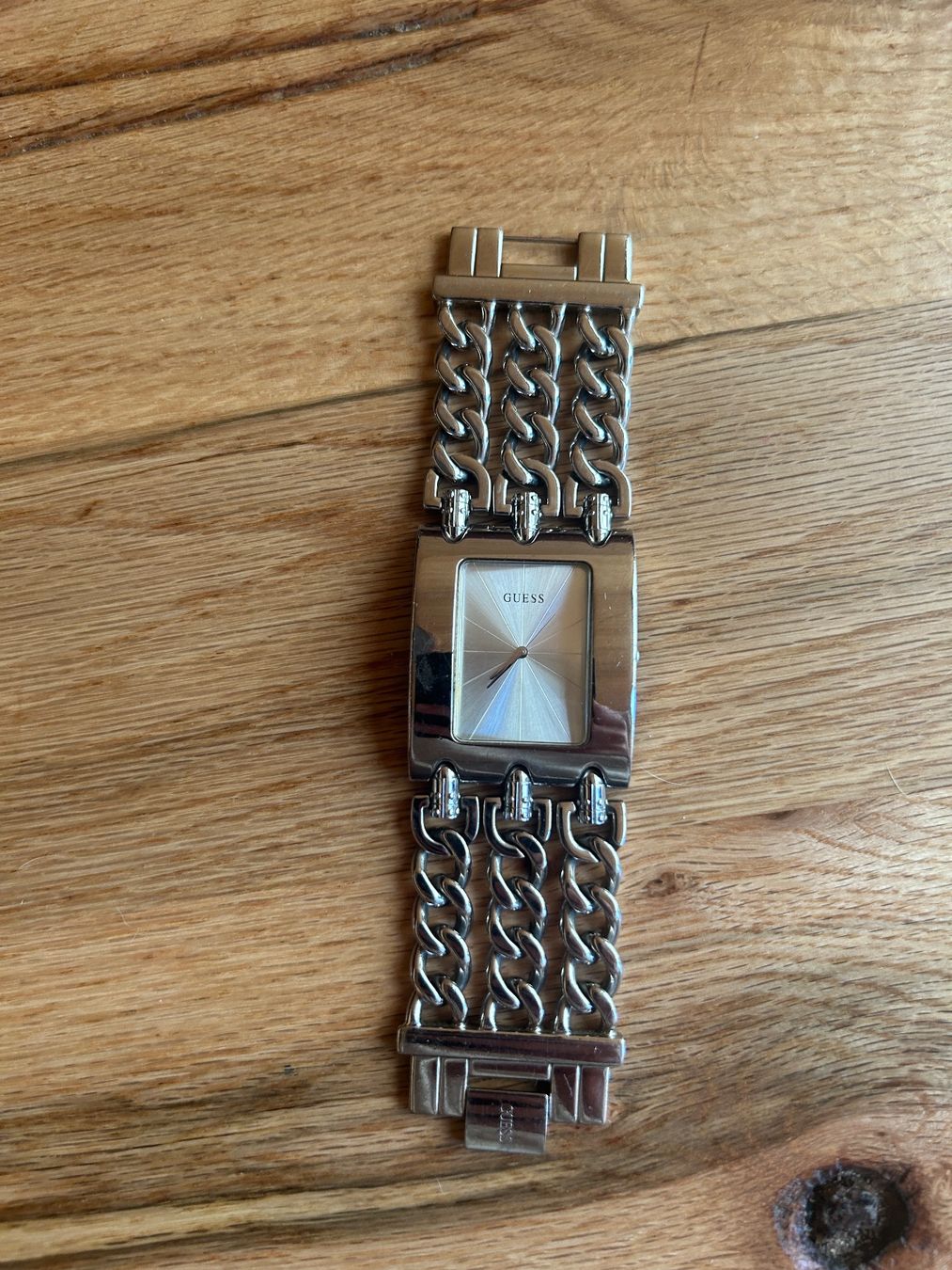 Guess Orologi: Guess Uhr – Usato da Berneck venduto da sem_5d82 1