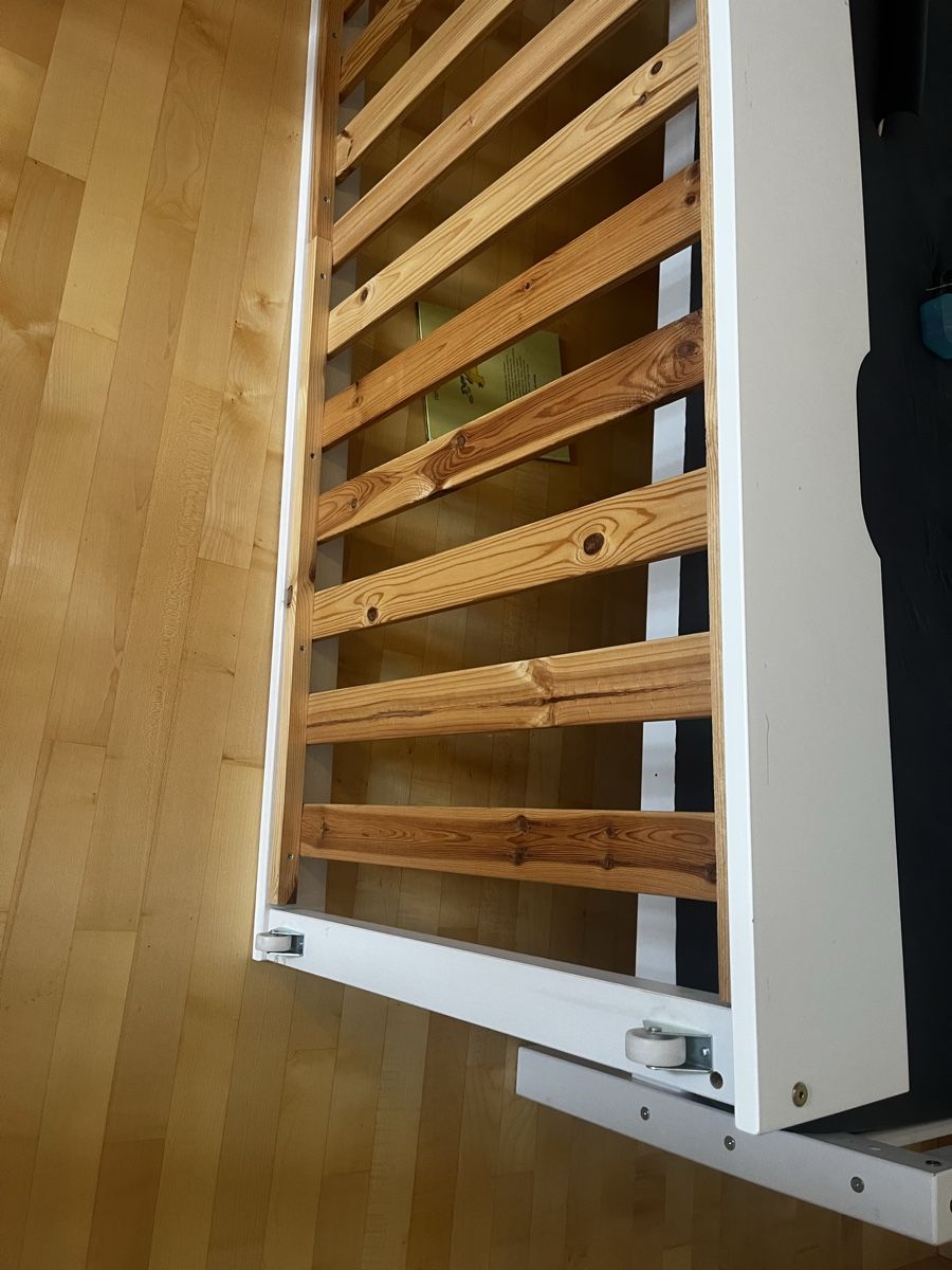 Lits: Bettschublade mit Rollen zu Flexabett  – D'occasion à Heitenried par Rose510 2