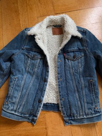 Levis Jeansjacke gefüttert