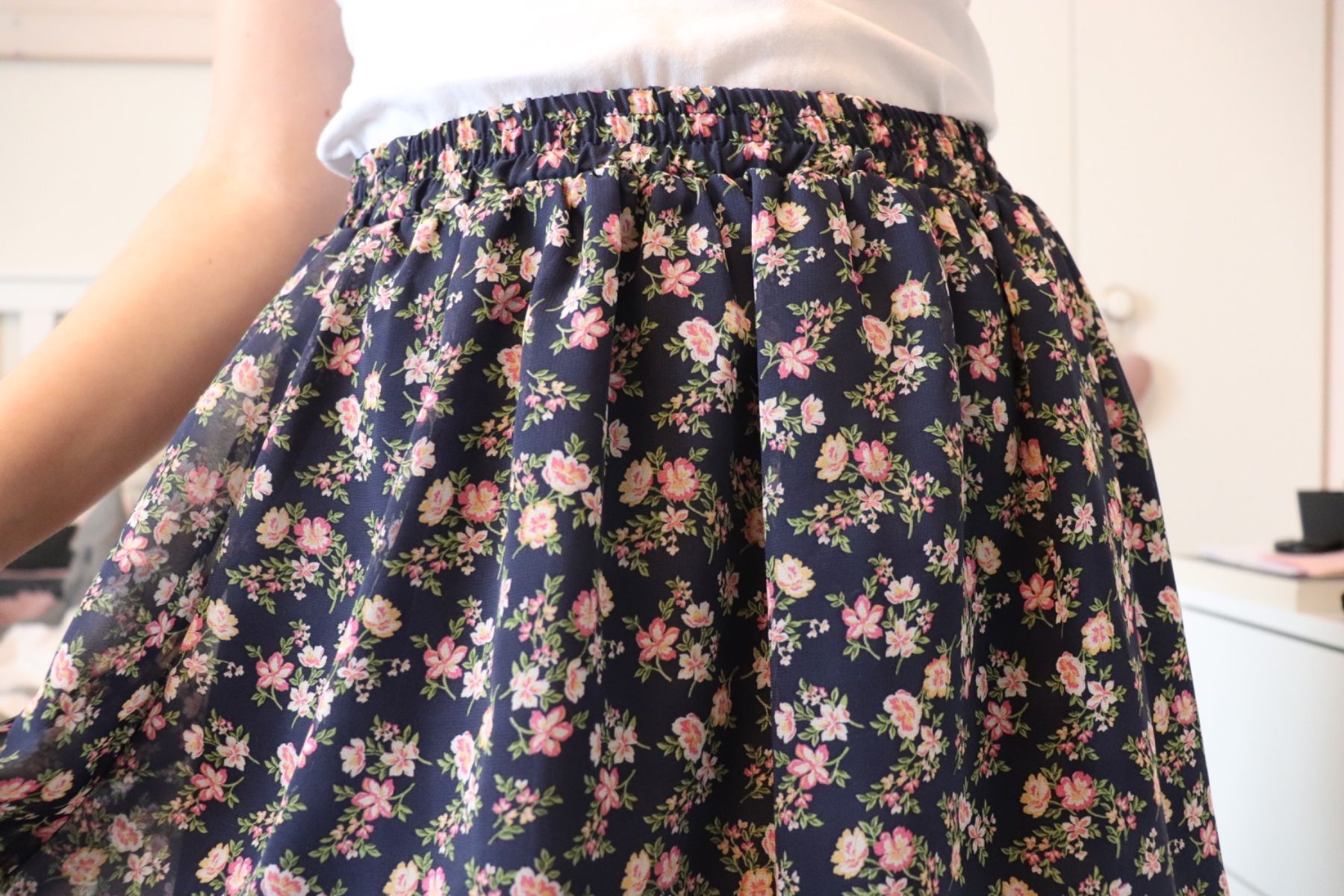 C&A Gonne: Jupe à fleurs C&A – Usato da Essertines-Yverdon venduto da Alice977 3