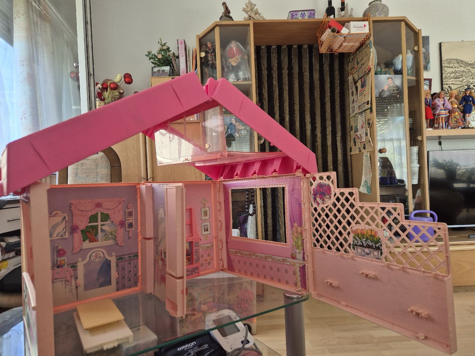 Barbie Case e mobili per bambole: Barbiehaus ca. 1992 ohne Möbel – Usato da Aarau venduto da Goldwitch 5