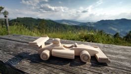 Holz Rennauto