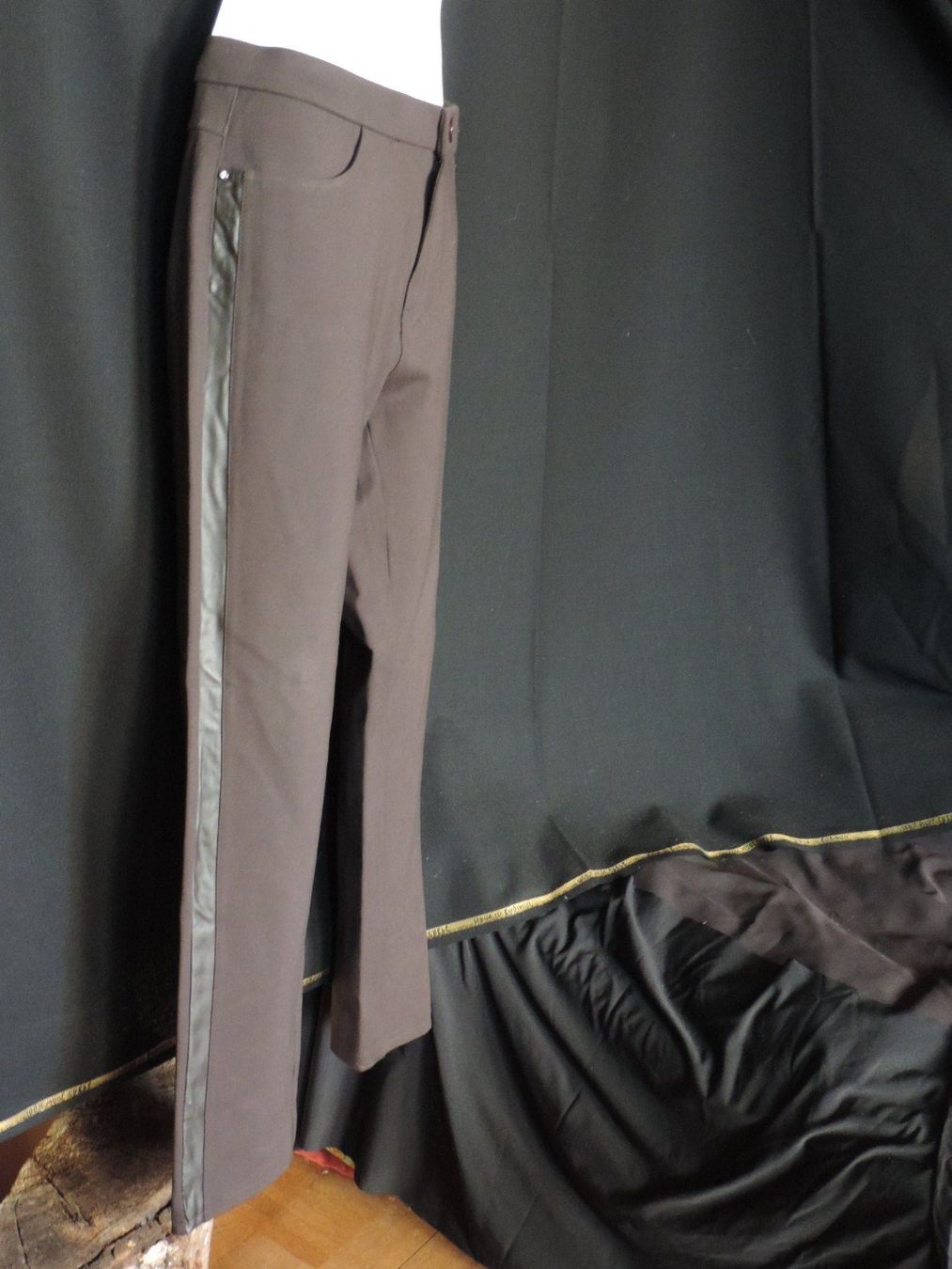 Pantaloni: pantalon brun – Usato da Genève venduto da Axelle333 9