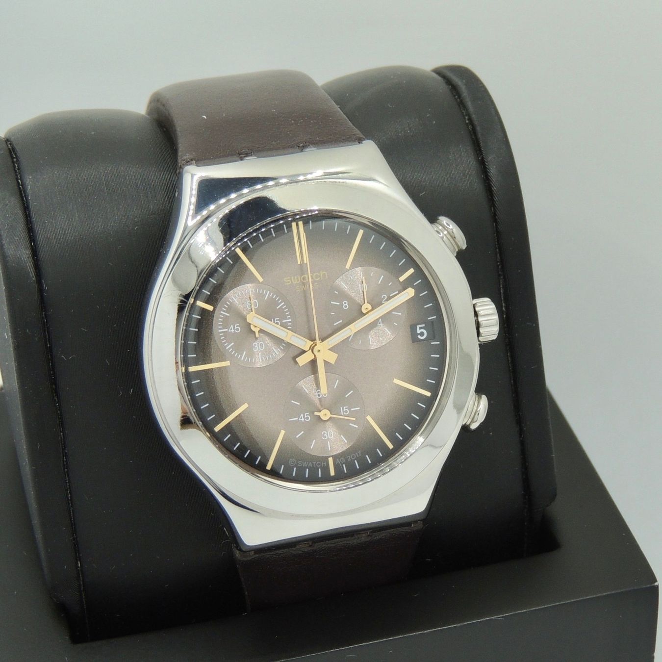 Swatch Orologi: Montre Swatch Irony Chrono Brownflect – Usato da Lausanne venduto da DuGoutetdesCouleurs 1