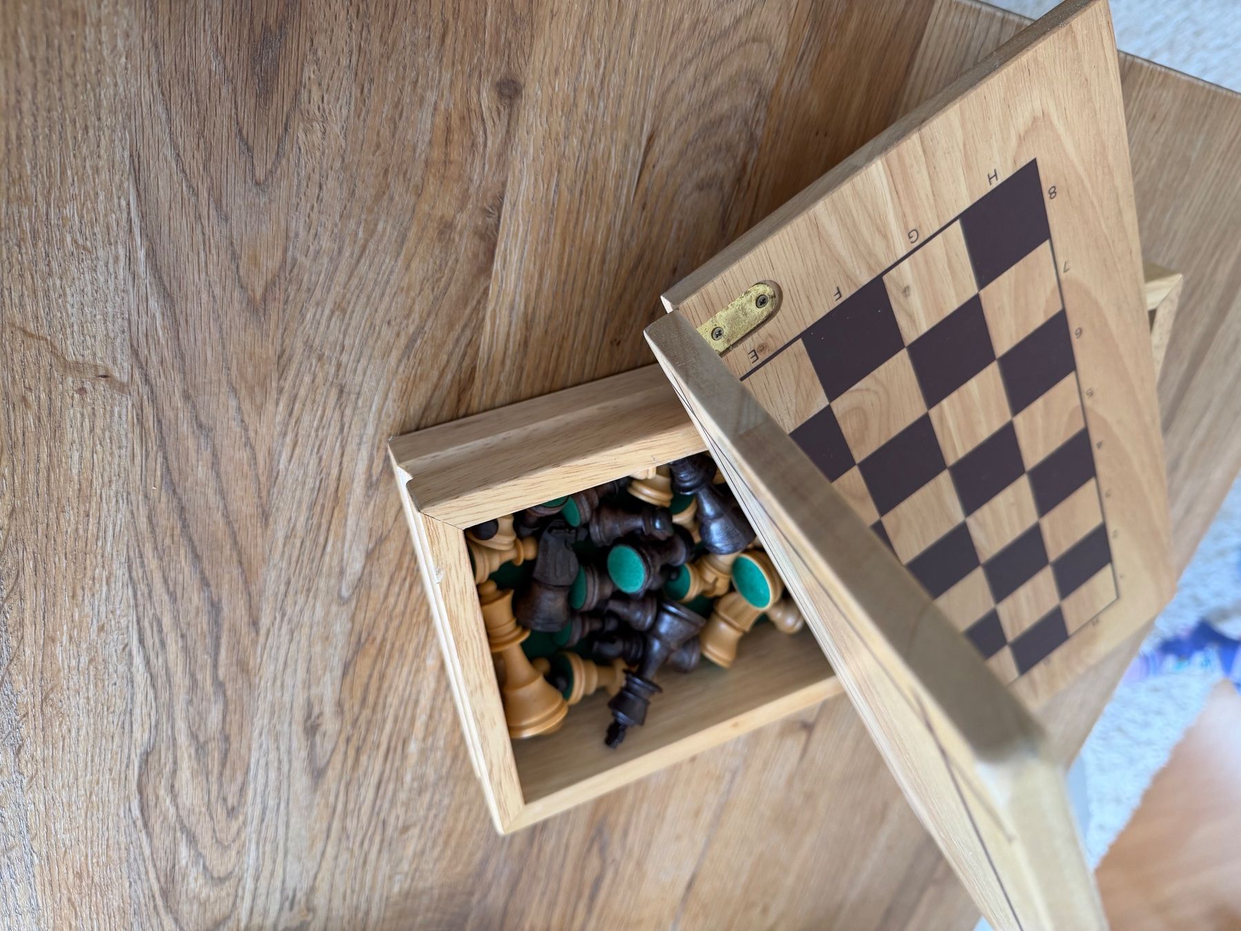 Spiele: Holz Brett mit Schachfiguren – Gebraucht aus St.Gallen von bubo2008 1