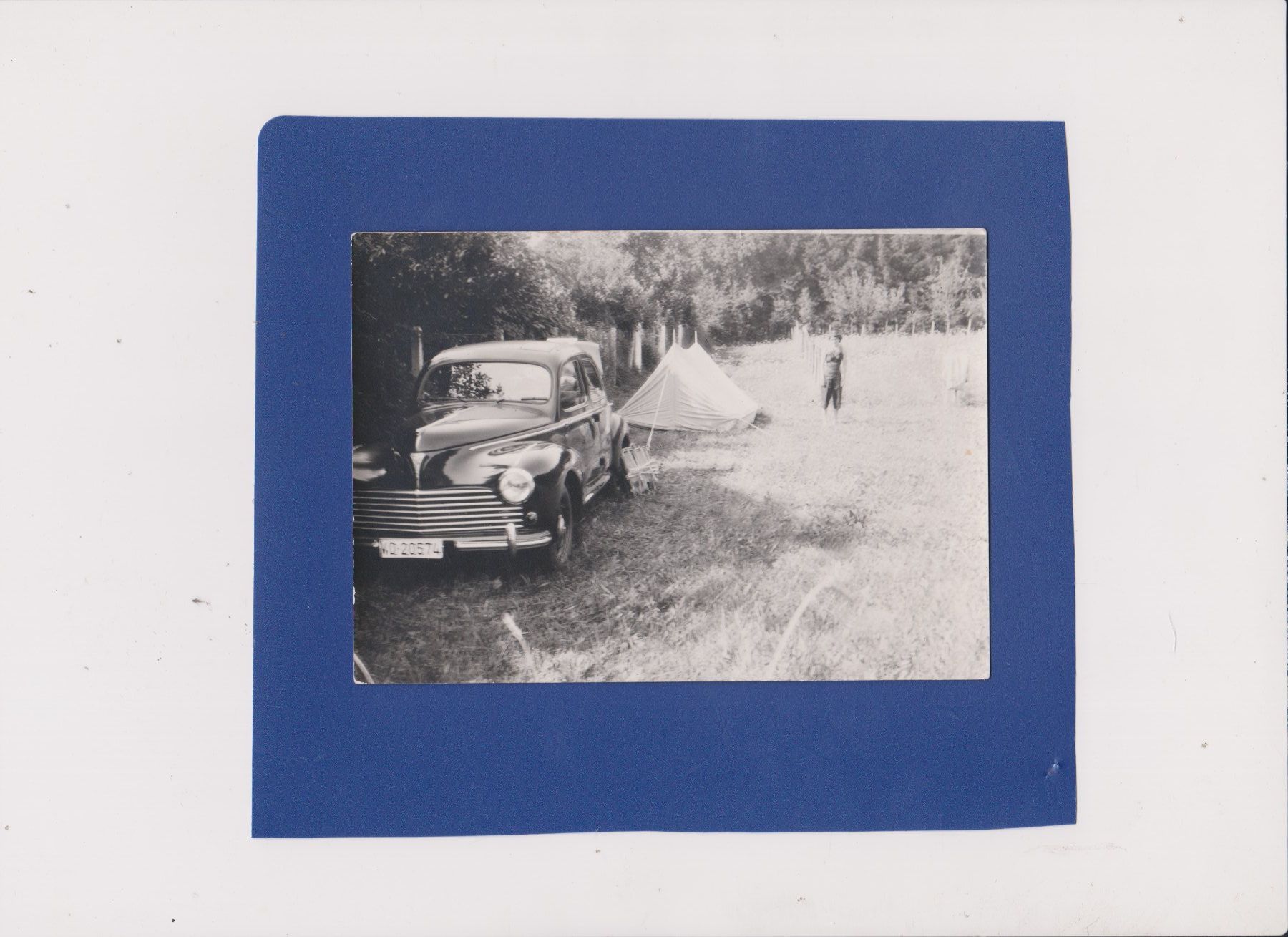 Ansichtskarten: AK vintage - camping - Peugeot 203 – Gebraucht aus Bex von Canouille