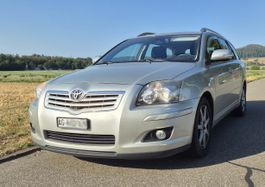 Toyota Avensis 2.0 Kombi