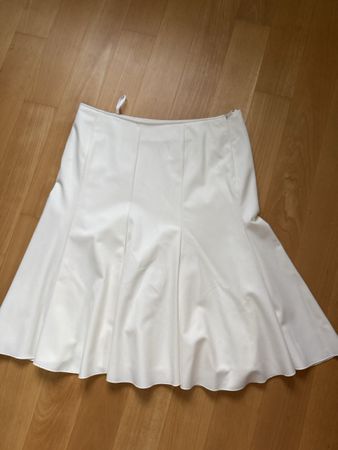Rock Madeleine weiss Polyester Viskose Grösse 42 neuwertig