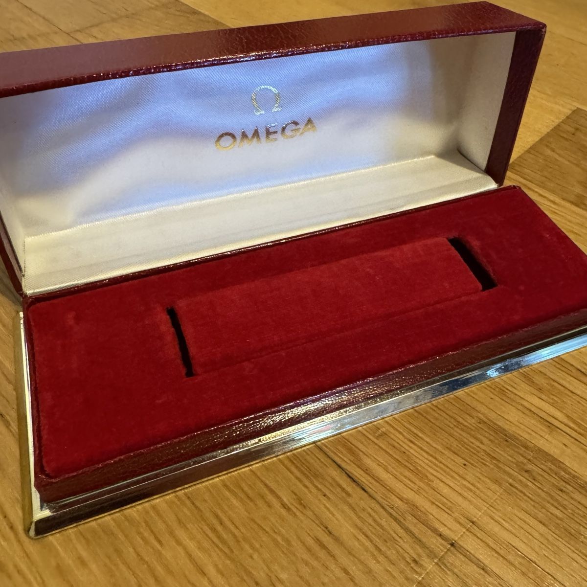 Boîtes de montres: Vintage Omega box – D'occasion à Zürich par Chamanit2024 1